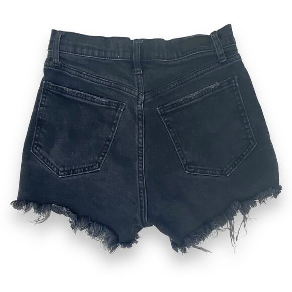 Abercrombie & Fitch High Rise Short Black Distressed Raw Hem Women’s Size 0 / 25 - Picture 2 of 4